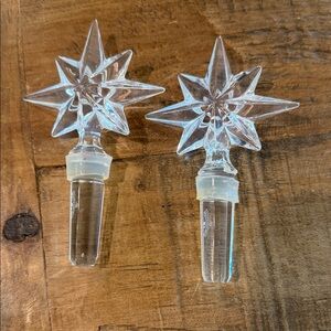 Waterford Crystle Pair of 2 Clear Star or Snowflake Wine Bottle Stoppers 4.5”
